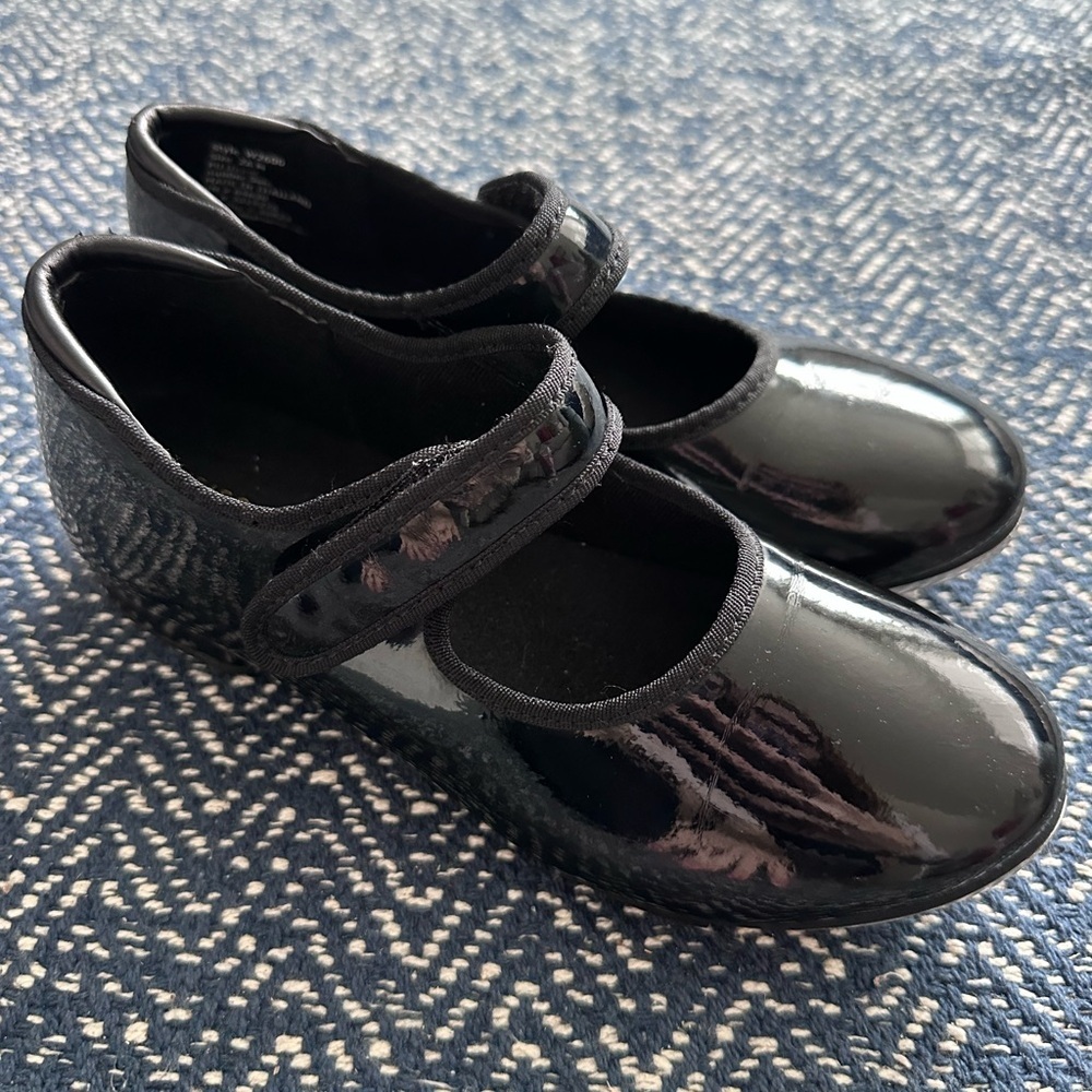 Weissman W2600 Dance Shoes – Youth Size 2 (Approx Women’s 4) – Narrow